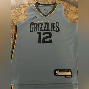 Ja Morant Grizzles Jersey Big Kids Size Medium